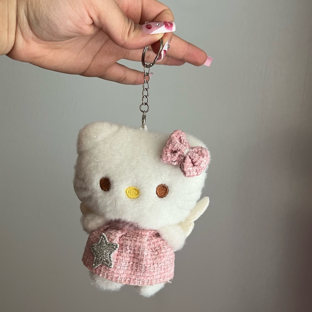 5/$25🎀 Hello Kitty Pink and White Plush Key Holder